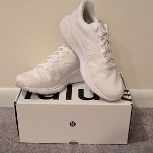 Lululemon Blissfeel Run 2 Athletic Shoes
